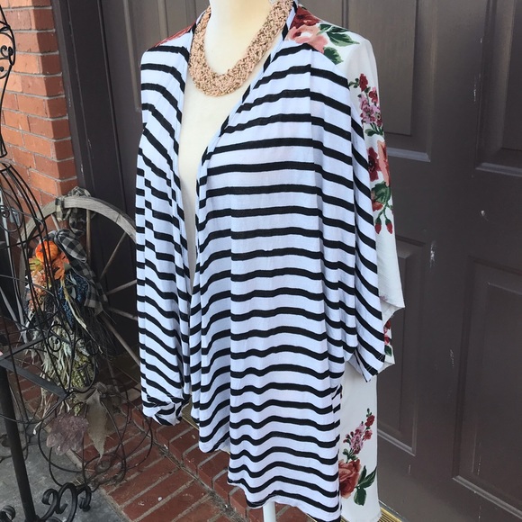 Miss 2 Day Floral Stripe Print Kimono - Picture 3 of 8